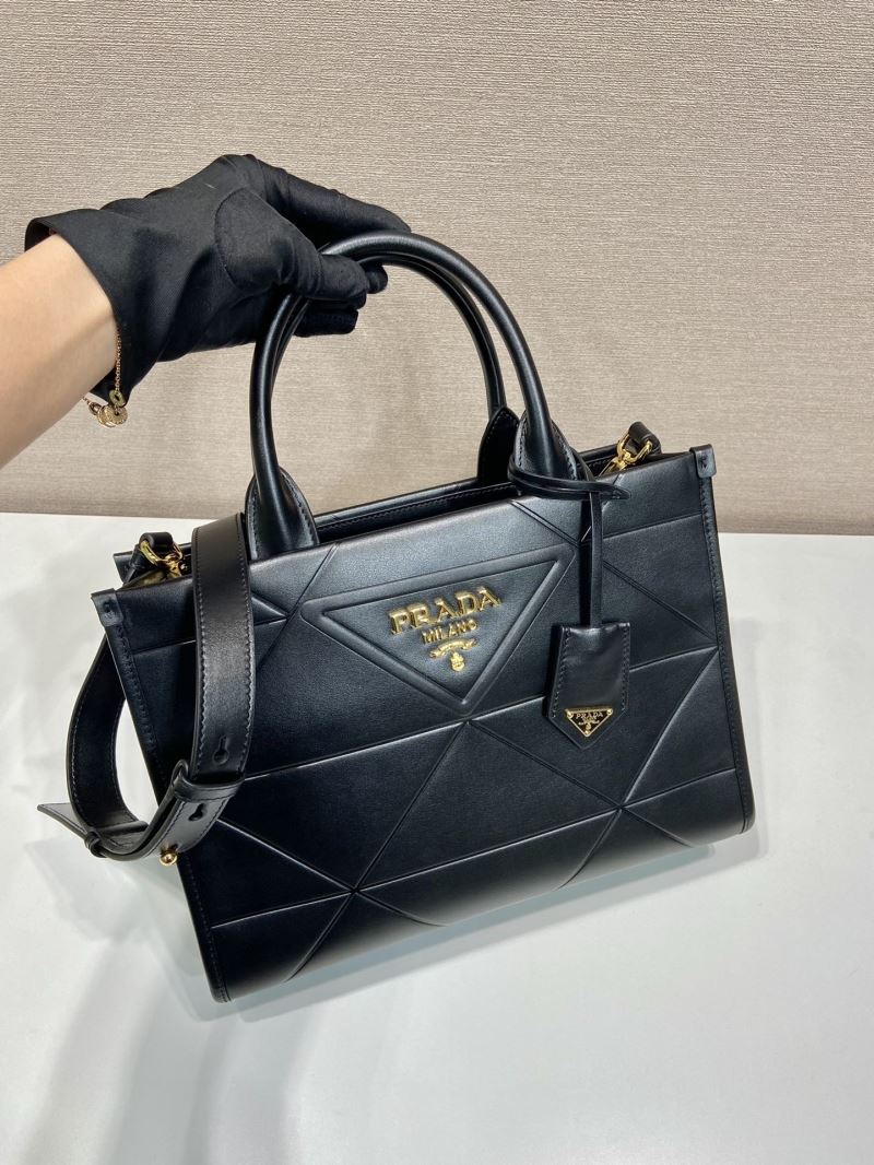 Pra*a tote bags
